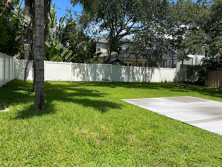 3907 W Azeele St — Photo 9