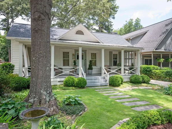 1657 Laurel Ave NW, Atlanta, GA 30318