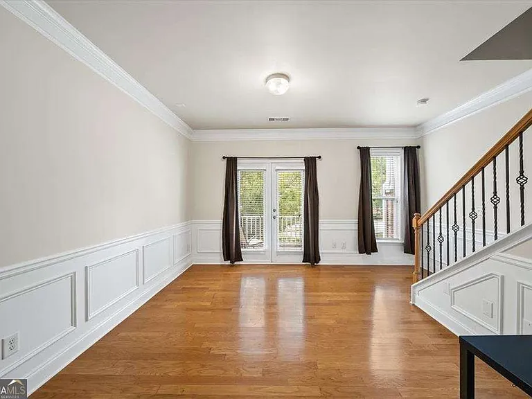 205 16th St NW #9 — Photo 32
