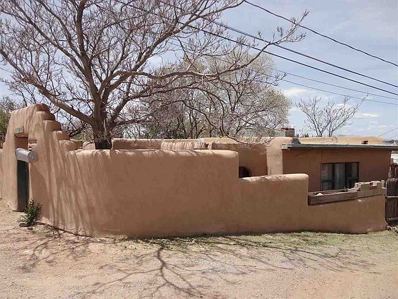 2nd image of 1041 Camino San Acacio