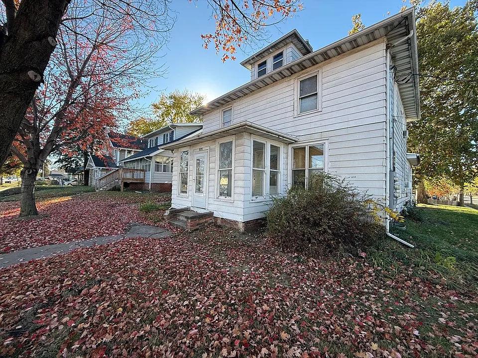 1464 E 14th St, DSM
