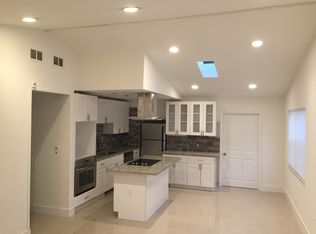2760 NW 17th St, Fort Lauderdale, FL 33311