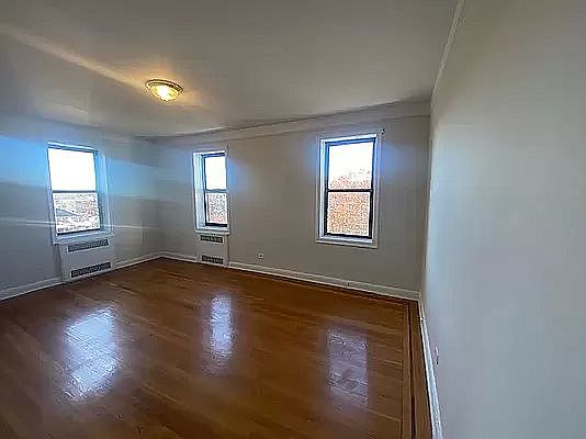 2nd image of 1685 E 5th St APT 6H