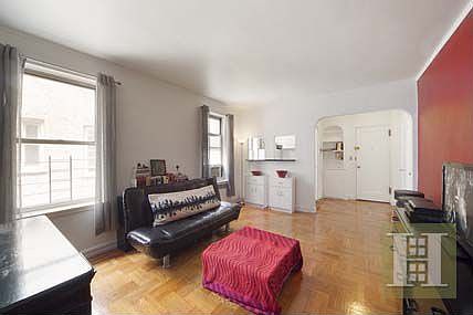 1st image of 120 Bennett Ave APT 4N