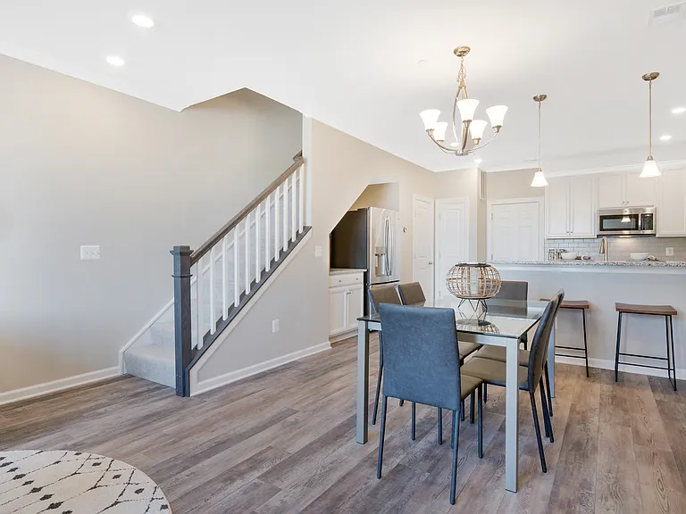 The Refinery Townhomes — Photo 19