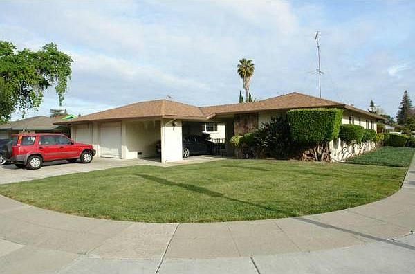 1st image of 3263 Payne Ave