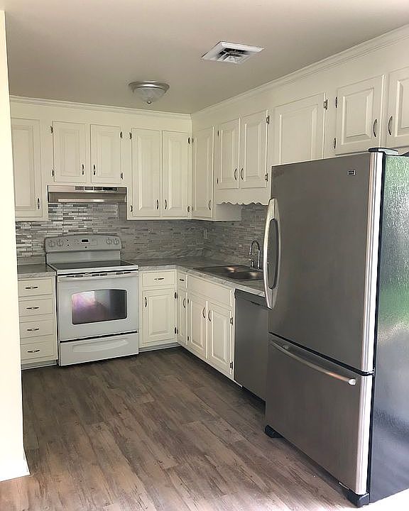 1st image of 8011 Provincetown Dr