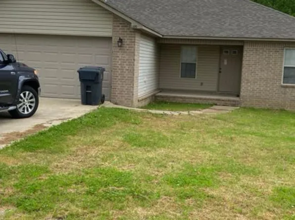 1220 Sandino Dr, Jonesboro, AR 72405
