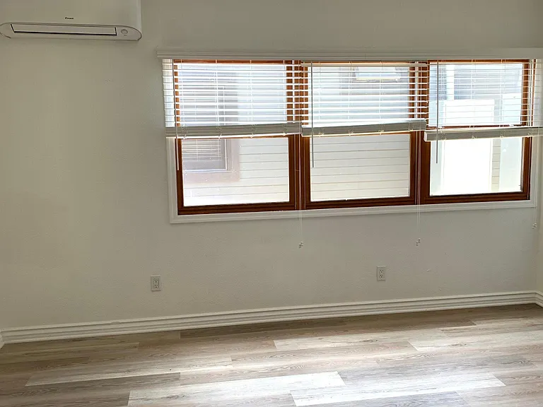 2428 Imperial Ave — Photo 3