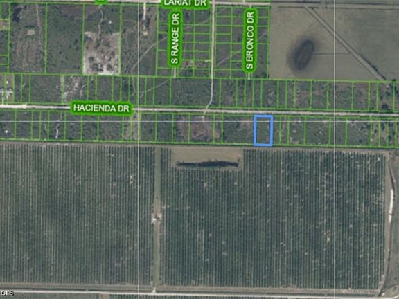 2nd image of 3025 Hacienda Dr