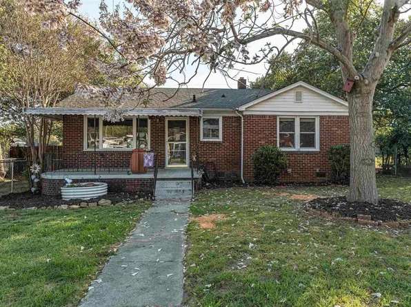 610 Holland Cir, West Columbia, SC 29169