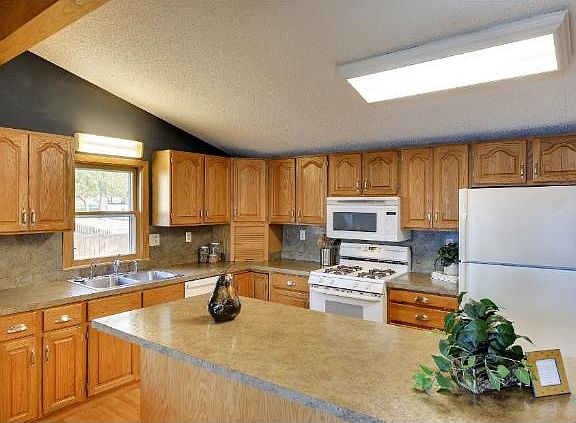 5th image of 14453 Custer Ave NW
