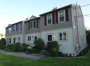 76 Fairway Dr, Coventry, RI 02816