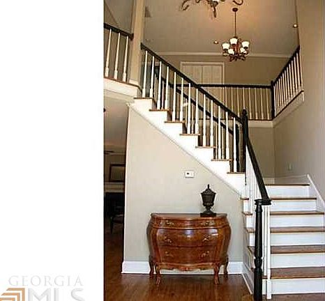 3rd image of 300 Morgan Hill Ct