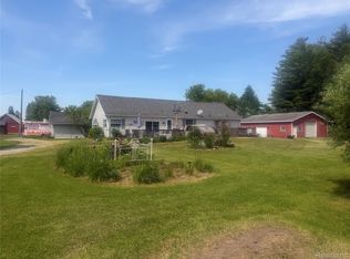 5716 Falkenbury Rd, North Branch, MI 48461