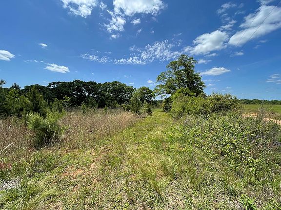 3rd image of 107 Private Road 1517