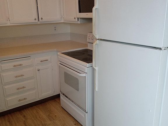 4th image of 5049 Cape May Ave #202A