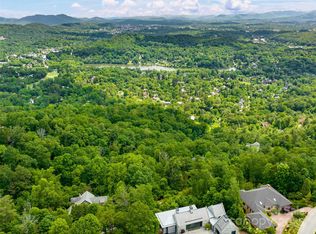 209 Senator Reynolds Rd, Asheville, NC 28804