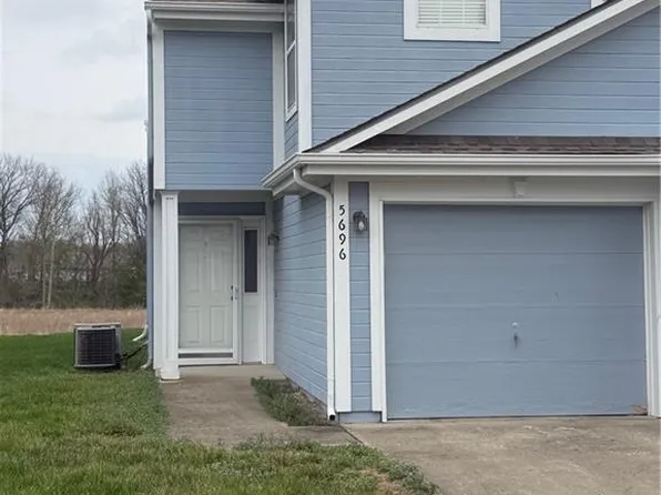 5696 NW Plantation Ln #174A, Lees Summit, MO 64064