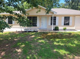 12 Foxgrove Ln, Sherwood, AR 72120