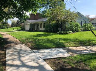 2233 Tecumseh Dr SE, Grand Rapids, MI 49506