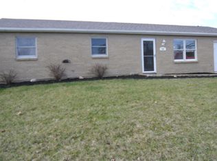 555 Meadows Ln, Waterloo, IN 46793