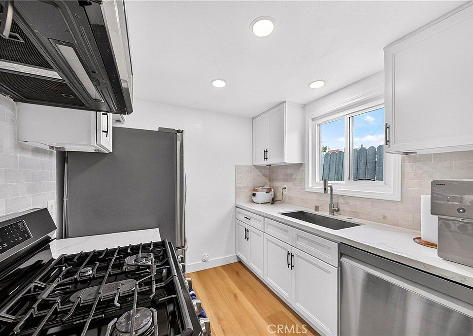 1st image of 8451 Cedarview Ct