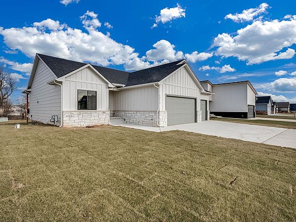 2nd image of 10512 W Graber Cir