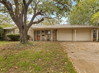 1206 Lynnwood Dr, Cleburne, TX 76033