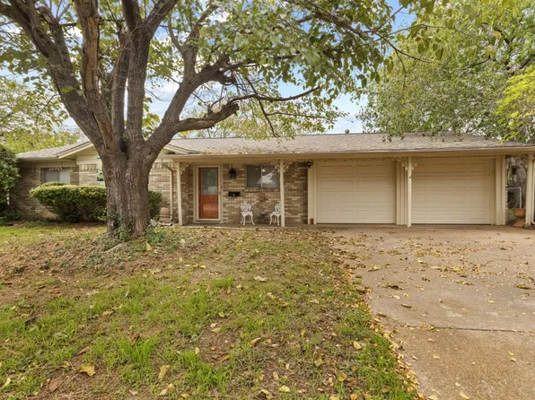 1206 Lynnwood Dr, Cleburne, TX 76033