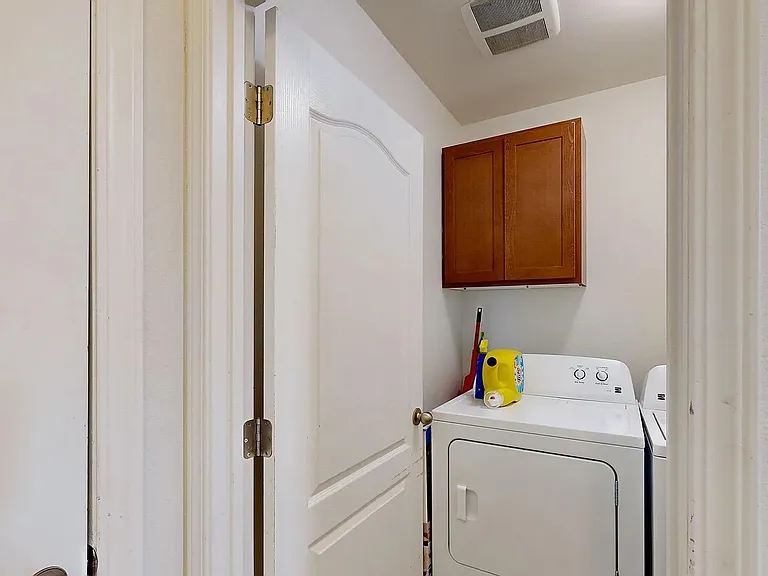 621 Britton Ln #1 — Photo 6