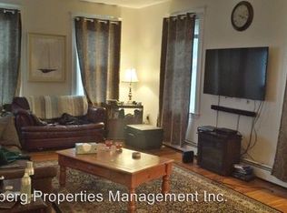 68 School St, Salem, MA 01970