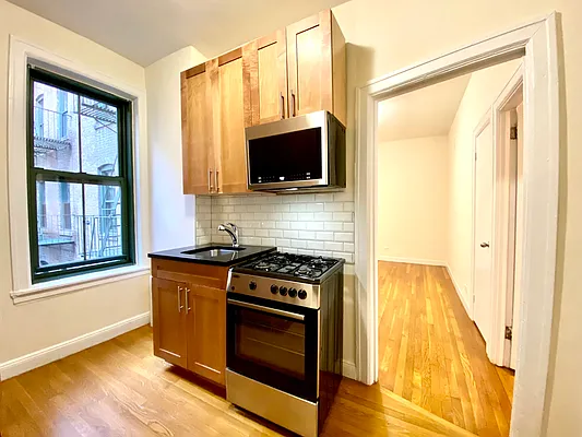 Rented by City & Suburban | media 3