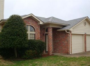 202 Rodeo Dr, Keller, TX 76248