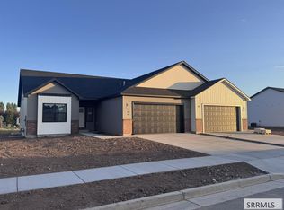 465 River Bend Ln, Idaho Falls, ID 83401