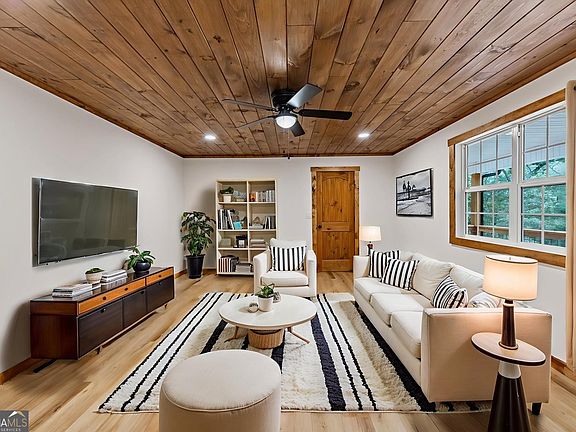 2nd image of 4097 Mobile Rd