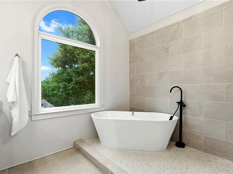 4221 Willow Oak Dr — Photo 43
