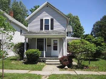 1st image of 428 N High St
