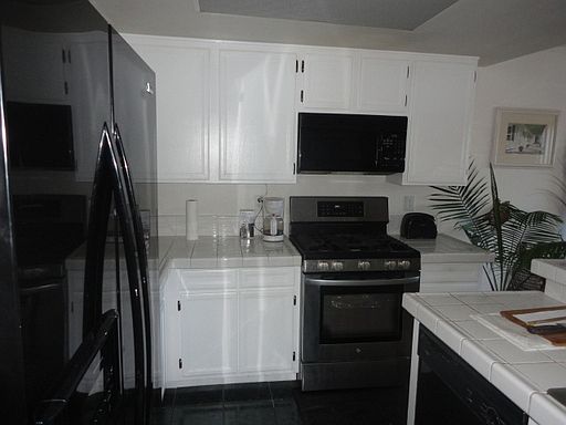 5th image of 337 N Melrose Dr Unit G
