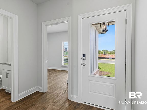 3rd image of 7601 Courant Cir