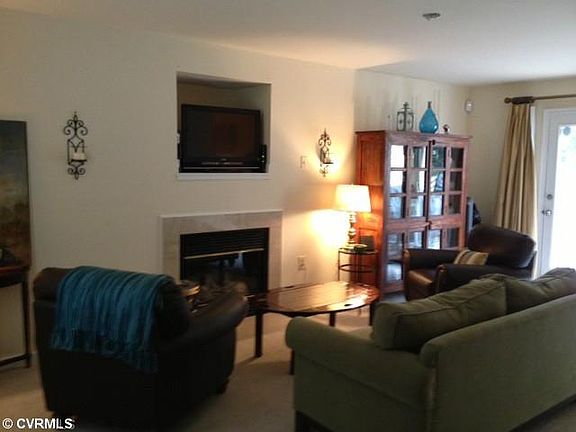 2nd image of 8532 Woodlake Dr