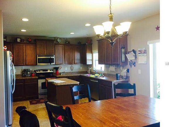 3rd image of 522 Hollow Glen Dr