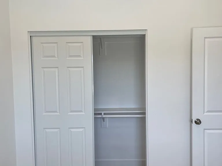 10160 Cunningham Ave — Photo 17