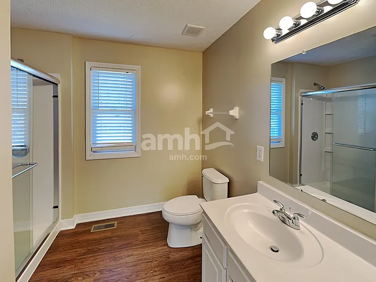1739 Autumn Dr — Photo 13