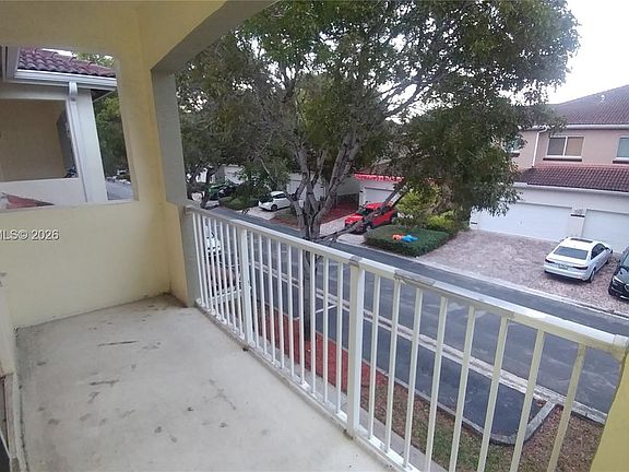5th image of 2452 SE 19th Ct