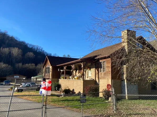 46 Bluebird Ln, Prestonsburg, KY 41653