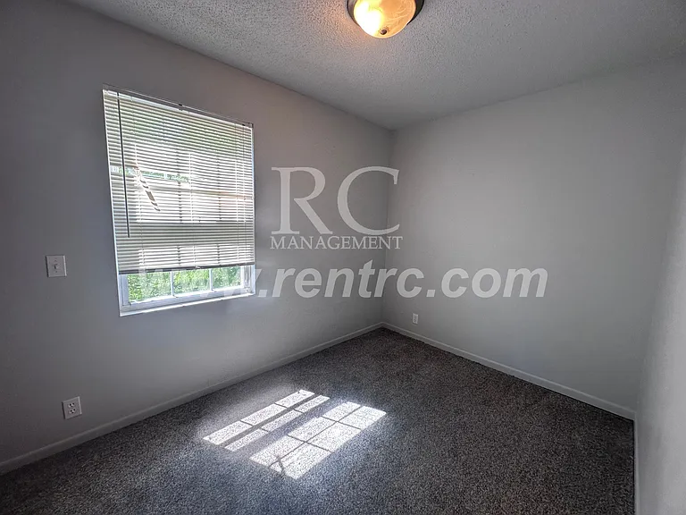 15986-4 Arrowhead Rd — Photo 12