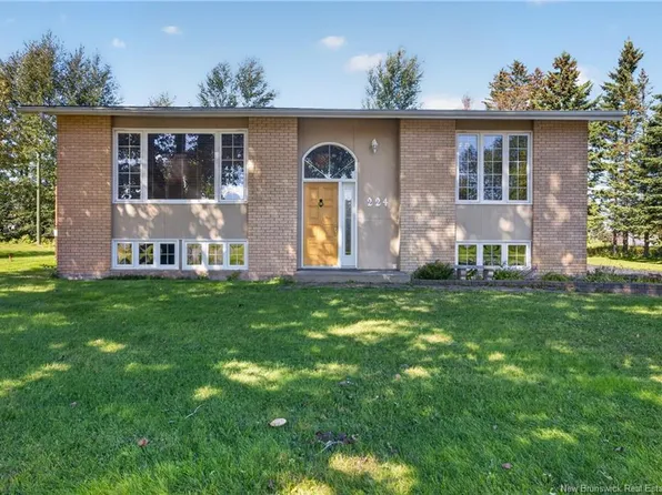 224 Francine, Beresford, NB E8K 1N8