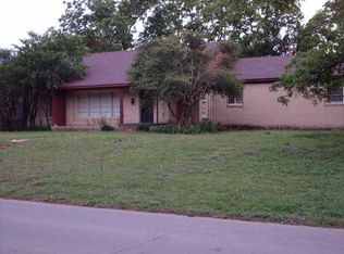 526 S 13th St #TOWNHOUSE, Chickasha, OK 73018