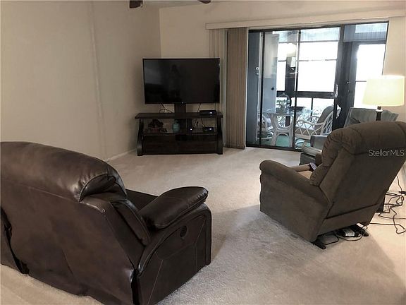 5th image of 125 Nina Way #125